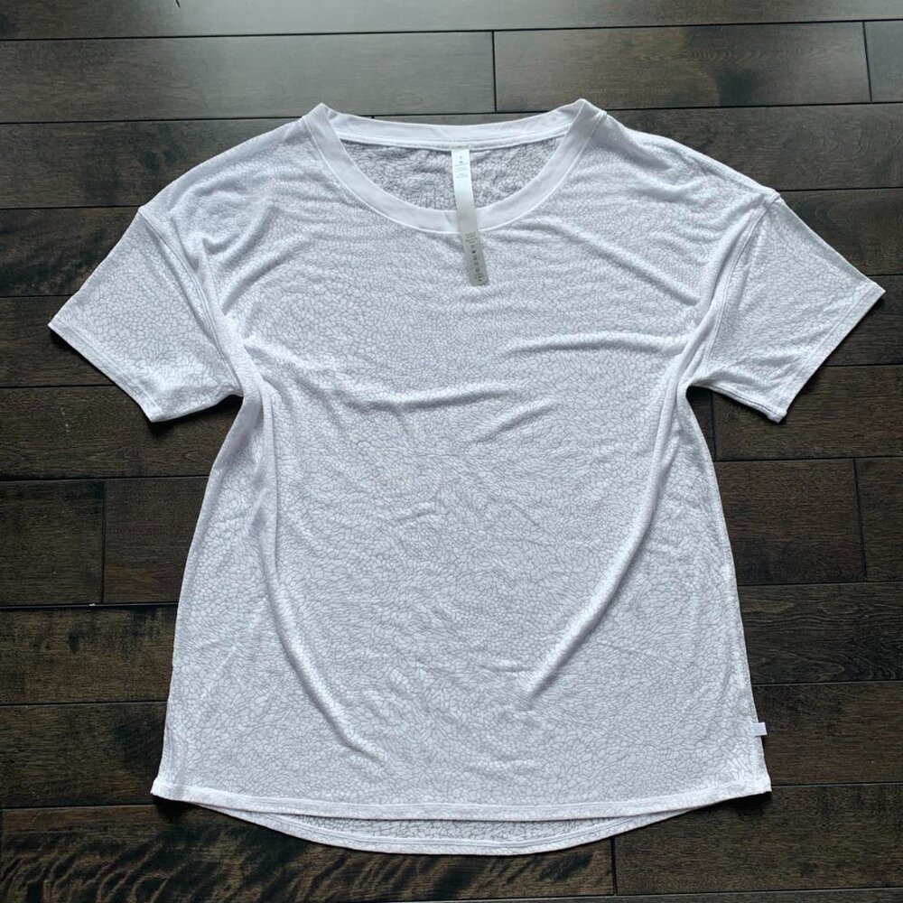 Lululemon Sheer Burnout Tee - NEW